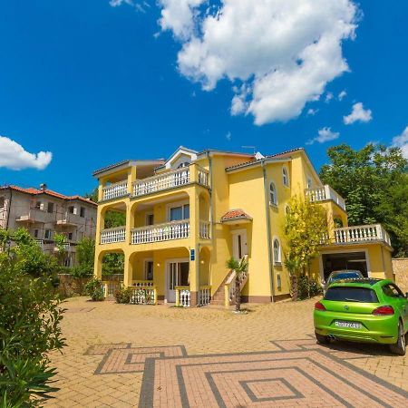 Apartments Artan Crikvenica Luaran gambar
