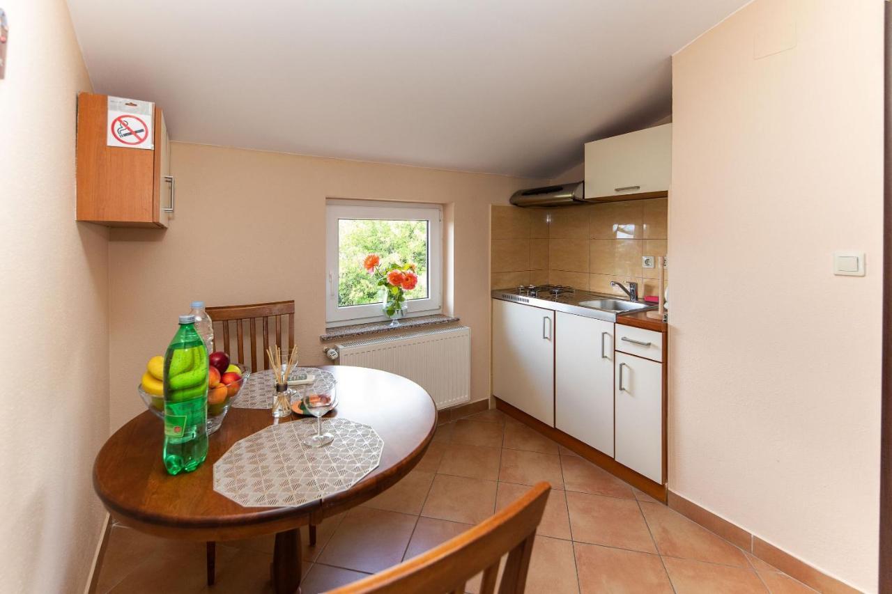 Apartments Artan Crikvenica Luaran gambar