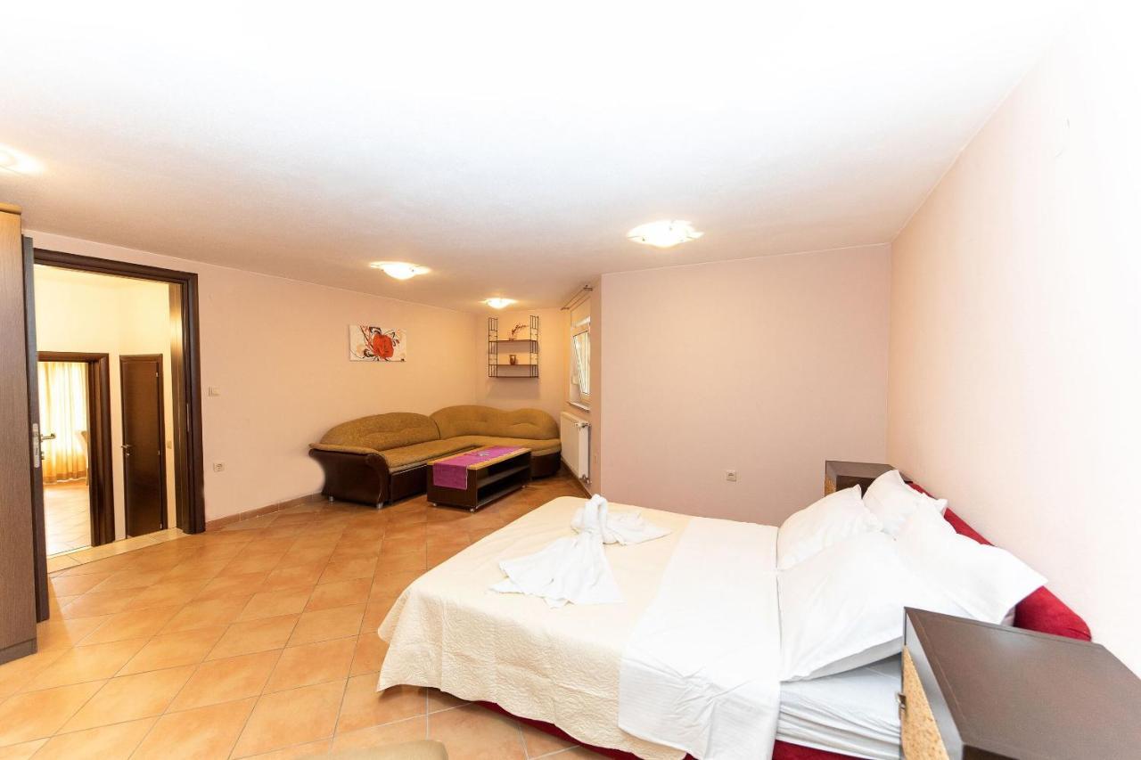 Apartments Artan Crikvenica Luaran gambar