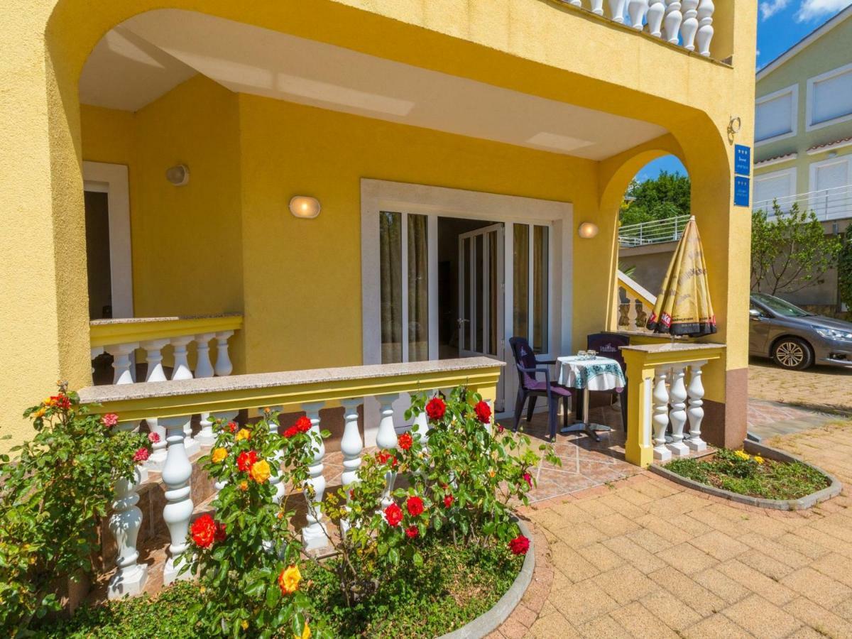 Apartments Artan Crikvenica Luaran gambar