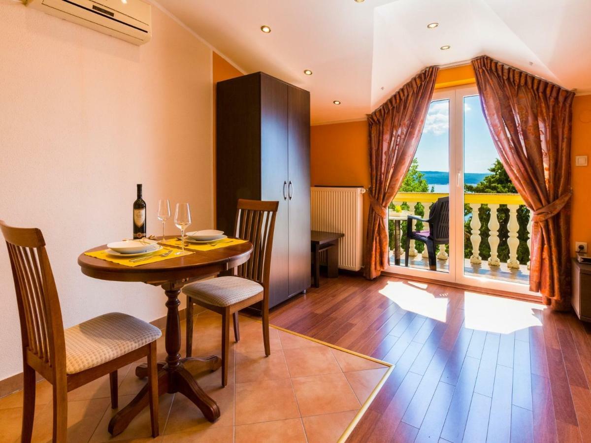 Apartments Artan Crikvenica Luaran gambar