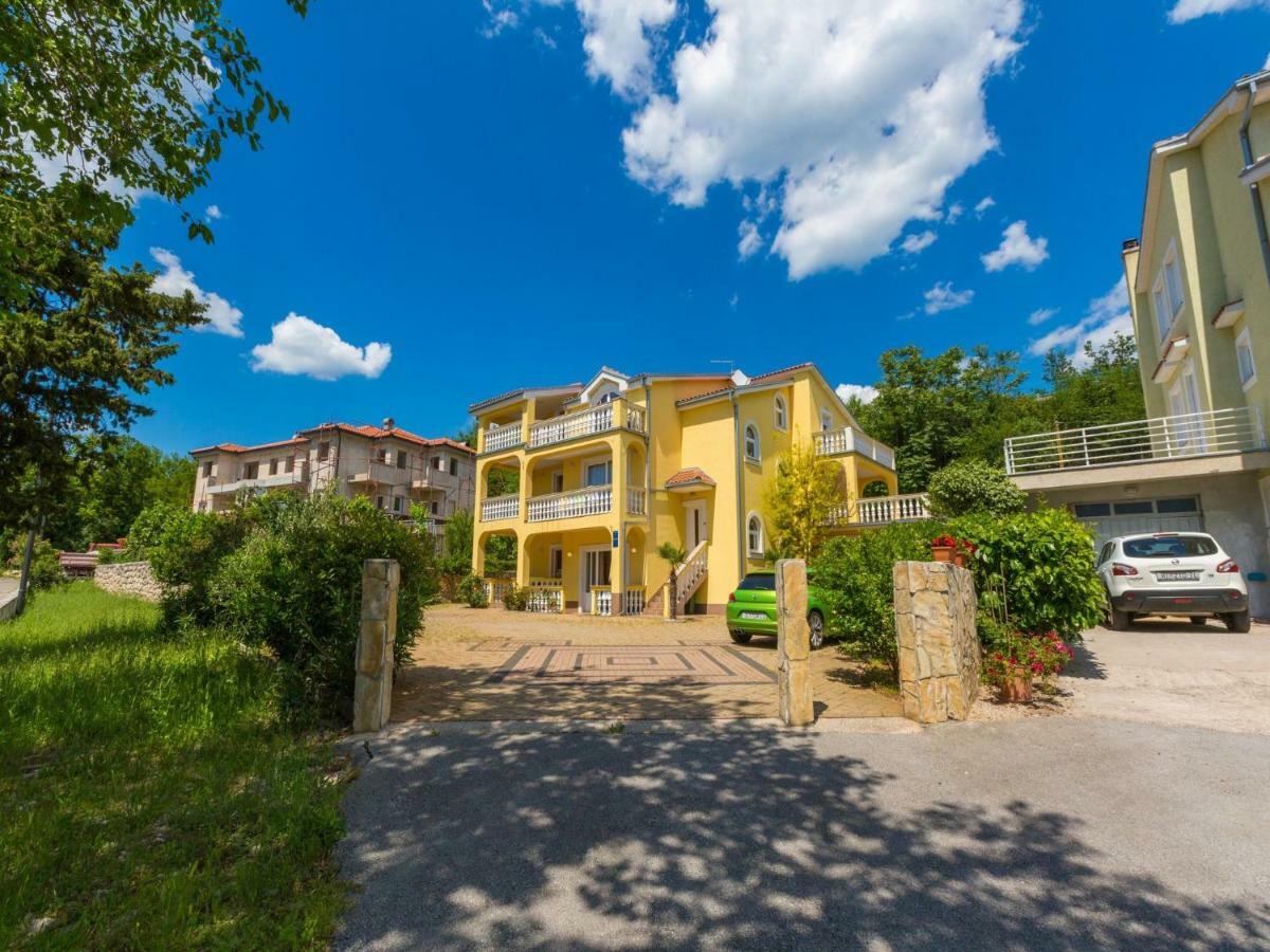 Apartments Artan Crikvenica Luaran gambar