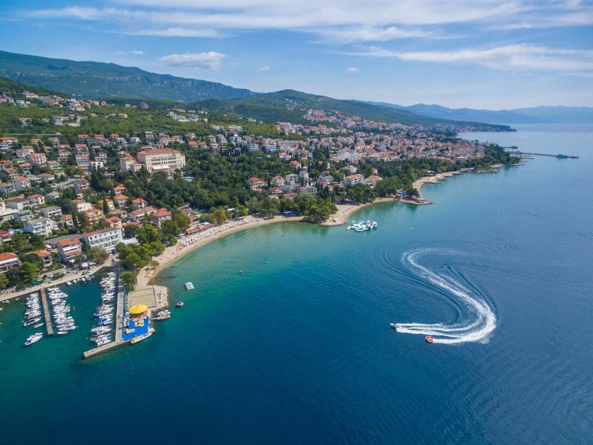 Apartments Artan Crikvenica Luaran gambar