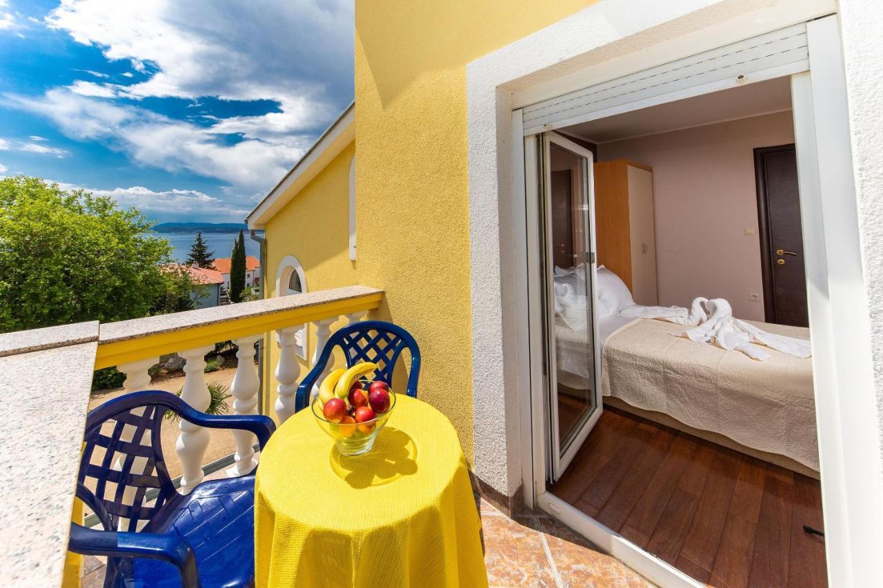 Apartments Artan Crikvenica Luaran gambar